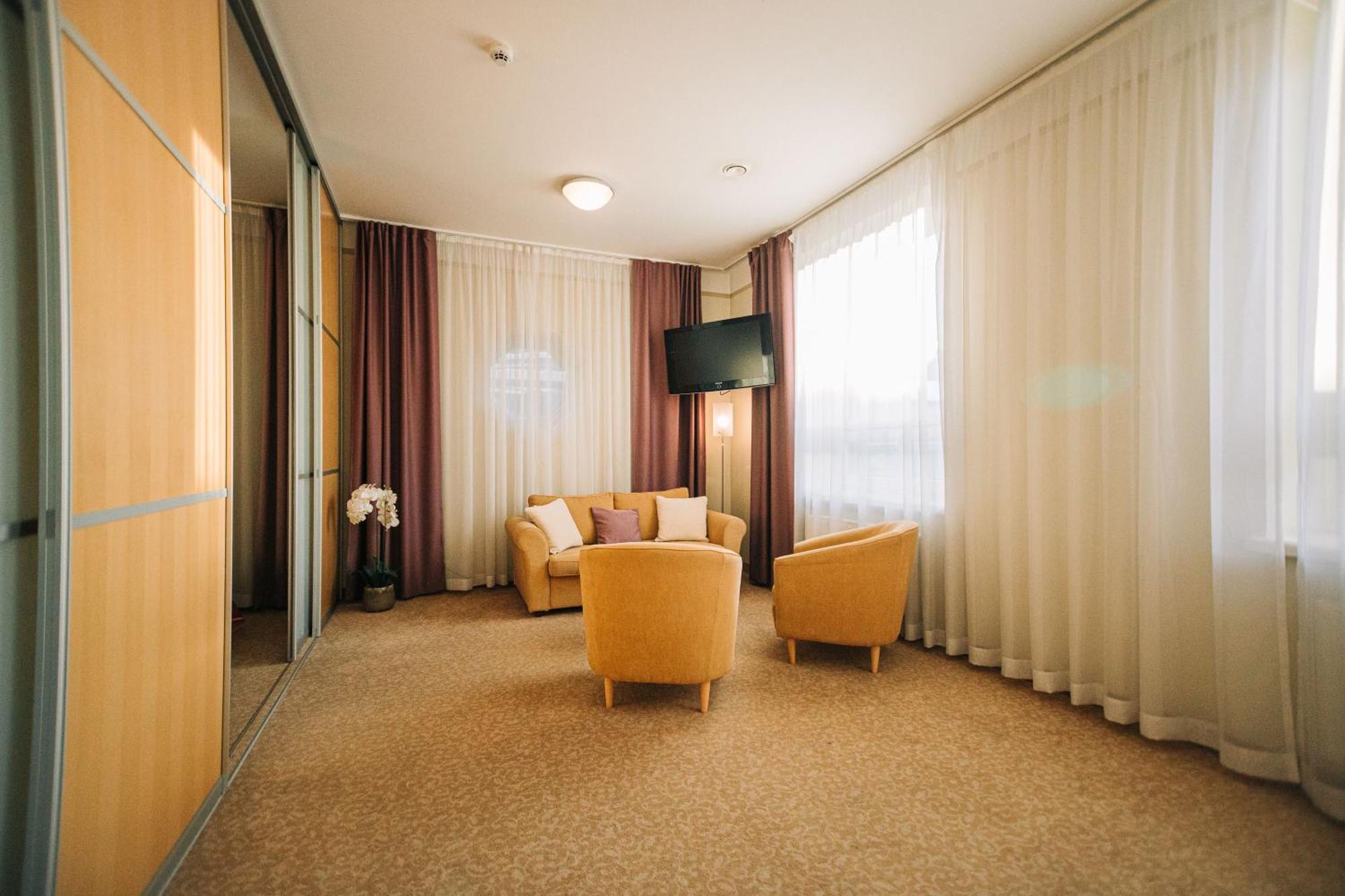 Rixwell Viru Square 3* Tallinn